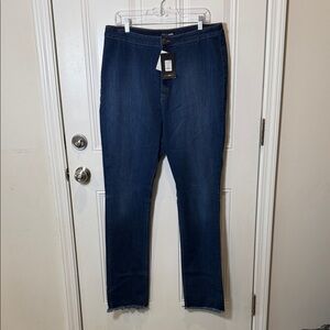 Fashion Nova Don’t Break My Heart Dark Blue Flare Denim Jeans